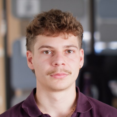 Alex Frolo, AI Trainer, The Voice of Business